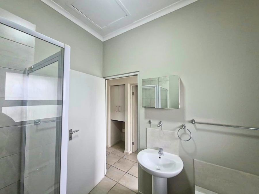 To Let 2 Bedroom Property for Rent in Haasendal Western Cape